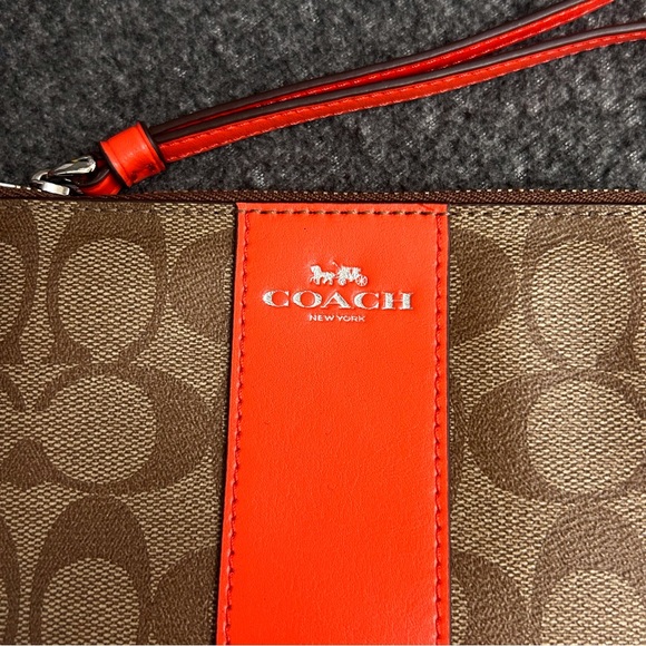 Coach Corner Zip Wristlet in Signature Khaki Orange - Picture 3 of 12